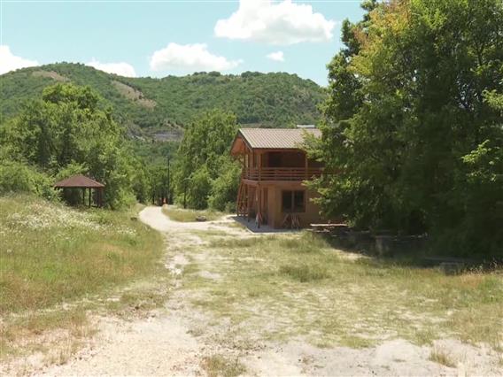 Општина Кратово се уште ја чека времената одлука за забрана на пристап на лицата кои наплаќале пристап до Камени кукли 
