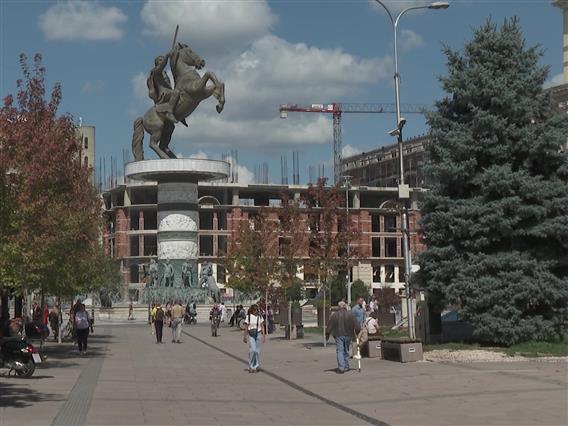 Доцни исплатата на социјална помош 