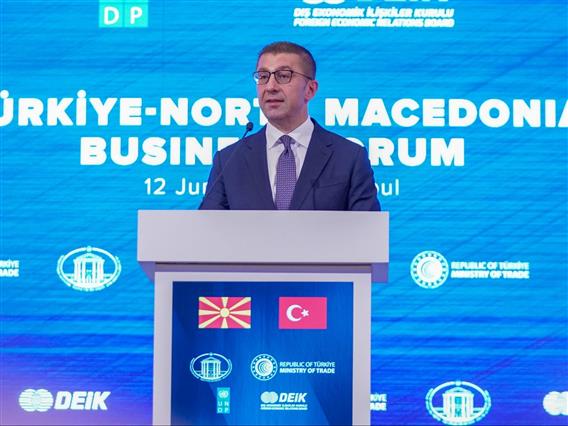Мицкоски во Истанбул: Учествував на Бизнис форум посветен на бизнис соработката меѓу двете држави