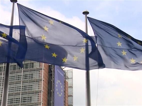 Брисел ѝ се заканува на Бугарија со санкции