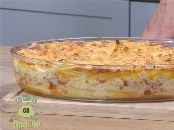 „Гответе со Дракче“ - Мусака од макарони