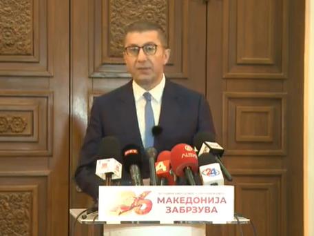 Клековски го презема здравство, Велковски социјална политика, Перински ФЗОМ, Стоиљковиќ во локална самоуправа