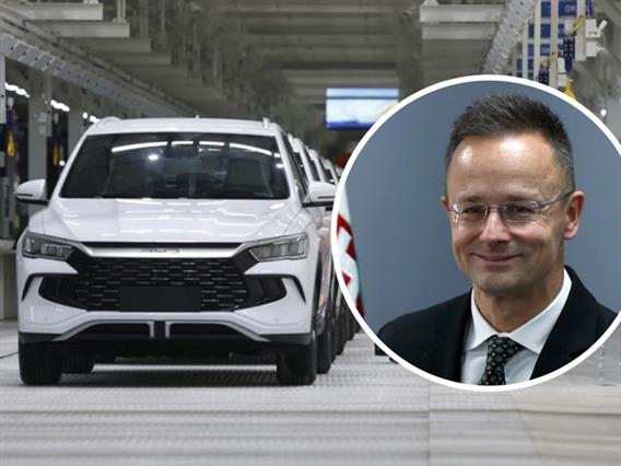 Екс шефот на унгарската дипломатија се вработи во кинески авто гигант, Орбан му порача: Напред Сијарто