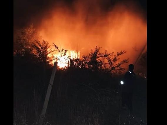 Јанчев: Пожар во близина на селото Трстеник, пожарникарите интервенираат 