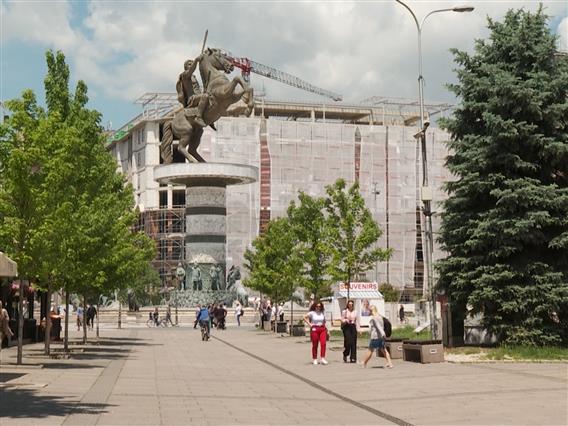Законот за „Скопје европска престолнина на културата 2028“ повлечен од собраниска седница 