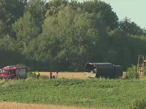 Видео: Руска ракета паднала во Полска? Одекнала експлозија, кратер од 10 метри 