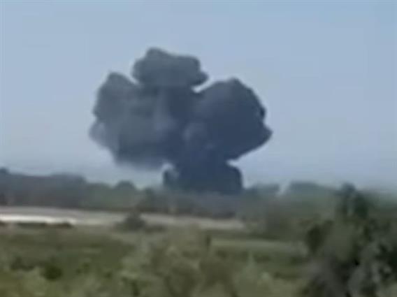 Авион Ф-16 се урна во поле во Турција