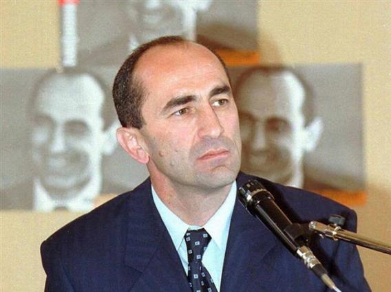 Уапсени се поранешниот претседател на Ерменија и неговиот син 