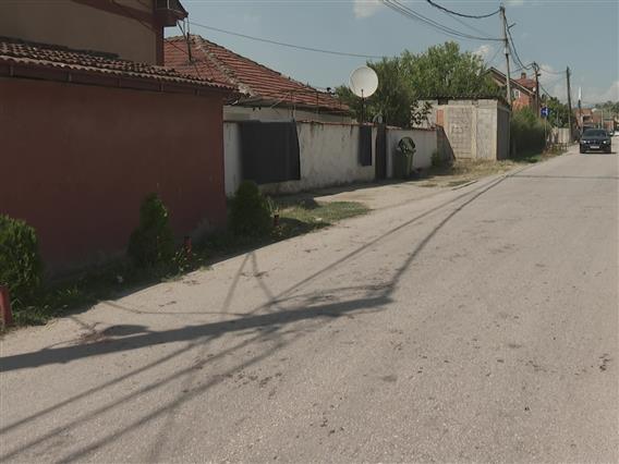 Тринаесетгодишно дете избодено со нож во крвава тепачка во Чаир – неговата состојба е критична