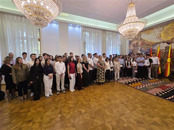 Јаневска: зголемена е поддршката за талентираните ученици, поттикнуваме поголемо учество на меѓународни олимпијади и натпревари