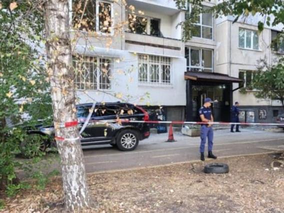 Ужас во Софија: Татко си го избодел шестгодишниот син, бабата затекнала хорор