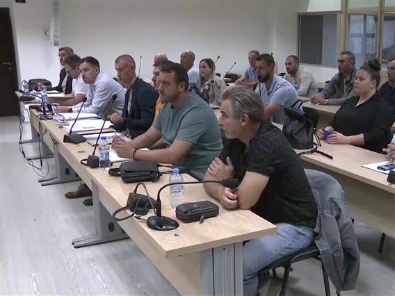Судењето на 13 полициски службеници почна од почеток, поради смена на Судечкиот совет