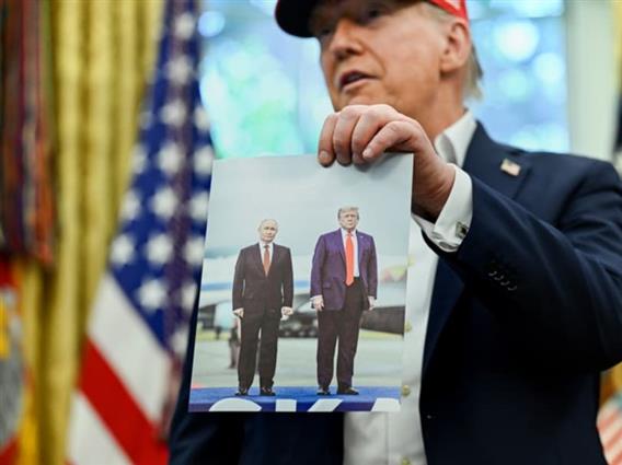 Трамп го повика Путин на Флорида 