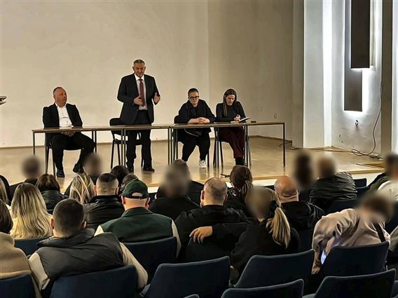 Клековски се сретна со повредените од „Пулс“