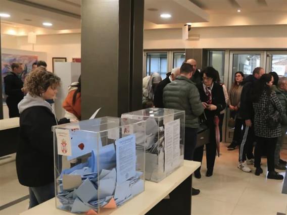 Српската дијаспора масовно се пријавува за гласање- се очекува голема излезност на изборите 