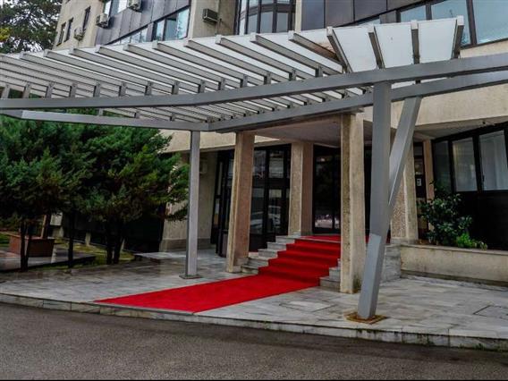 Кривична пријава за „измама“ против две лица, навеле повеќе лица да инвестираат во лажна интернет платформа