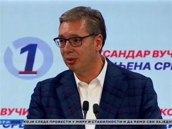 Падот на Вучиќ се уште ја бранува политичката сцена во Македонија