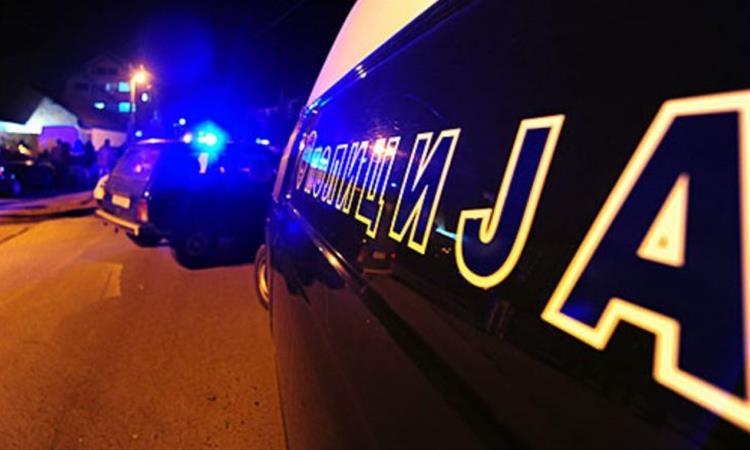 Убиено е 26 годишно момче во Чаир: Двајца дошле со мотоцикл, пукале кон петмина и побегнале