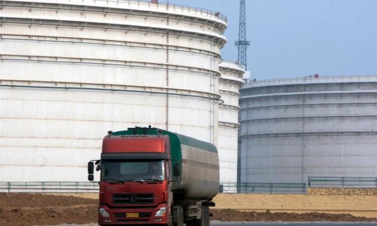 Кина масовно го зголемува увозот на руски гас и нафта