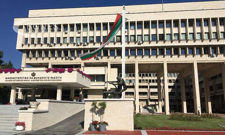 Македонски дипломат бил повикан во бугарското МНР, откако на бугарски пратеник  не му бил дозволен влез во земјава