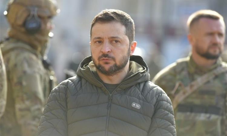Зеленски: Околу 280.000 домаќинства во Украина останаа без струја 