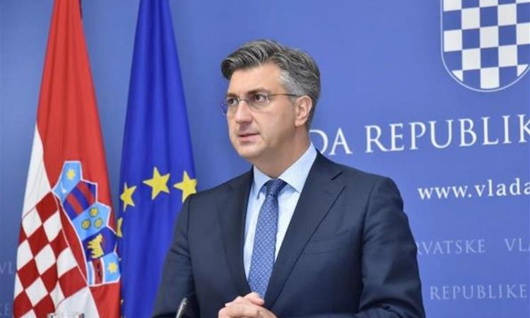 Минималната бруто-плата во Хрватска се зголемува за 80 евра