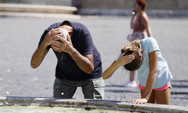 Сончево и топло, попладне  услови за локална појава на нестабилност