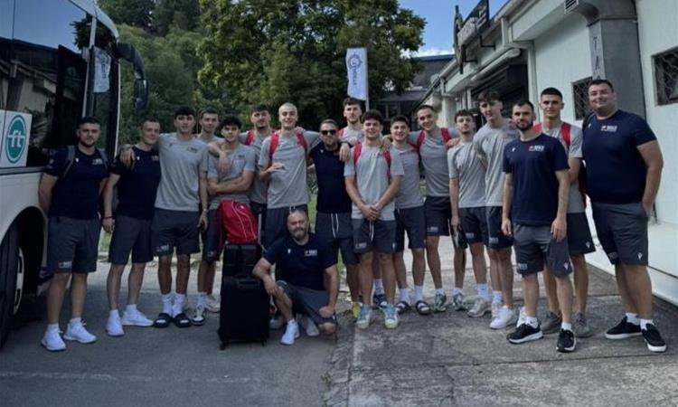 Самарџиев пред почетокот на ЕП: Да го дадеме максимумот за Македонија