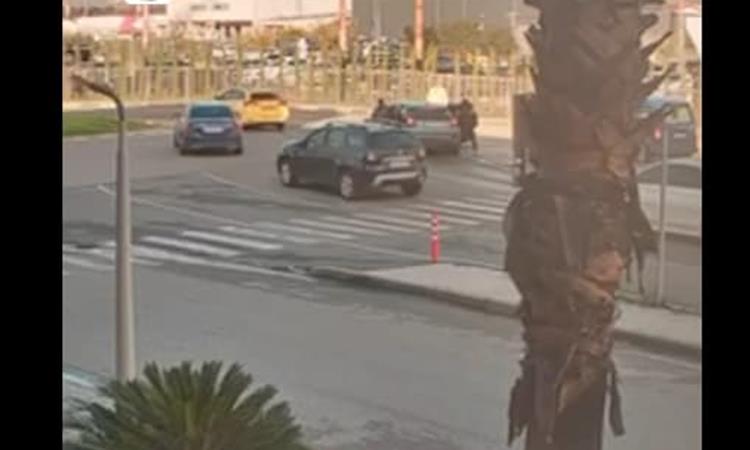 Се појави снимка од ликвидацијата на познат албански мафијаш- го изрешетаа пред бројни минувачи (ВИДЕО)