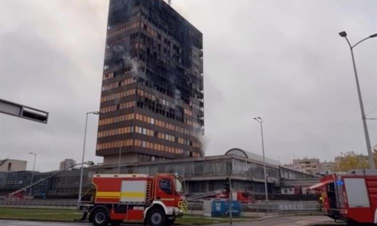 Пожарот во „Вјесник“: Правна дилема околу казната за малолетниците, штетата десетици милиони евра