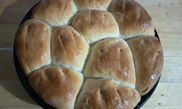 Лепче со паричка на Бадник или на Василица