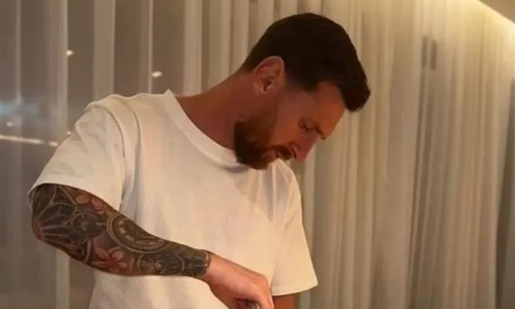 Меси во интервју кажа дека пие „забранет“ пијалок- му заработи на конкурентот 12,9 милијарди долари (ВИДЕО)