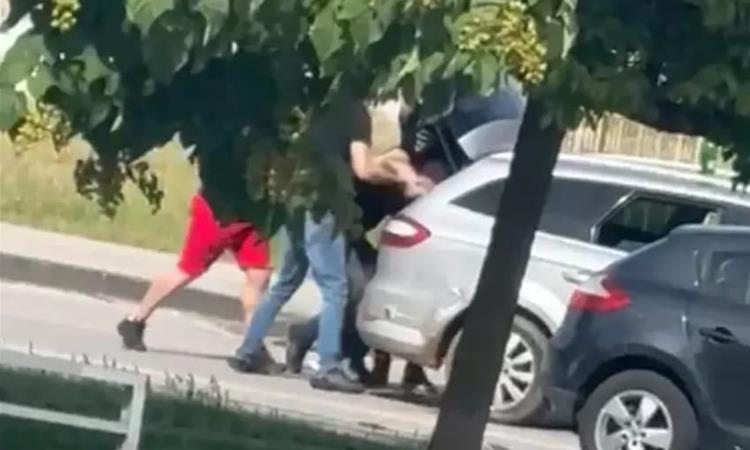 Киднапираа маж среде бел ден и го пикнаа во багажник- драма пред Арената во Загреб (ВИДЕО)