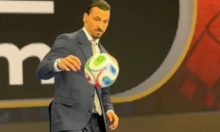 Златан Ибрахимовиќ жонглира во студио- Тиери Анри му покажа дека не ја заборавил магијата (ВИДЕО)