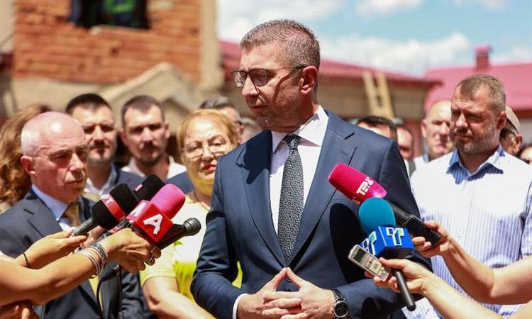 Мицкоски до опозицијата: Седнете и договорете се, бланко ќе го поддржиме секој предлог во којшто ќе биде вклучено гласањето на дијаспората
