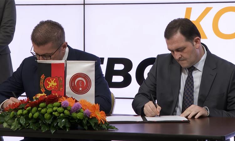 Пратеничката група на ВМРО-ДПМНЕ порасна на 59: Партијата на Турците влегува во власта со министерско место