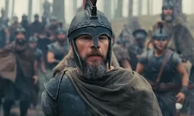 Мет Дејмон откри зошто имал каскадерка во филмот „Одисеја“ (ВИДЕО)