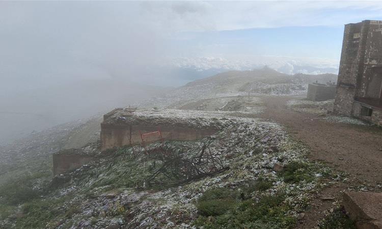 Снег падна на Пелистер среде лето (ФОТО)