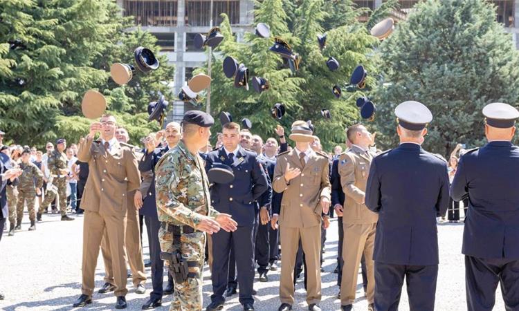 Промовирани нови 53 офицери на Воената академија 