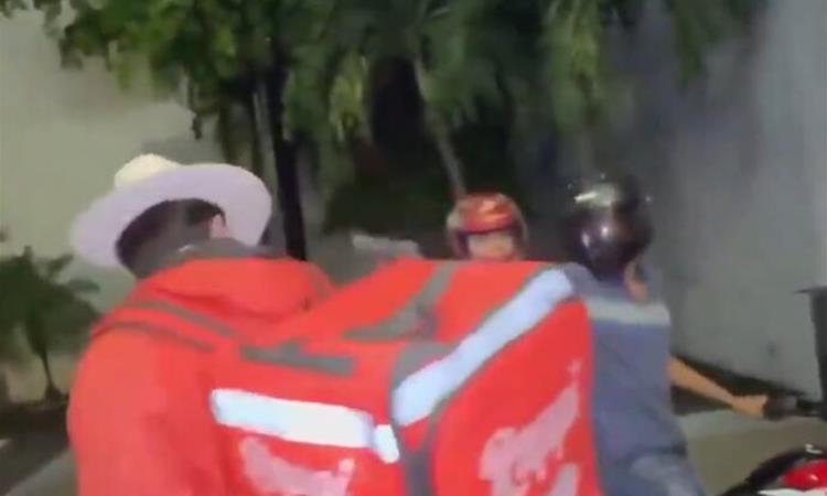 Вознемирувачко видео: Познат инфлуенсер од Мексико убиен за време на пренос во живо