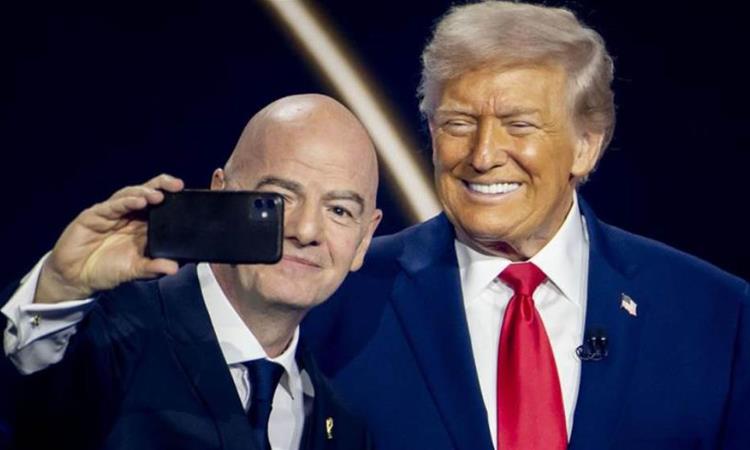 Трамп: „Ќе направите грешка ако го избркате Инфантино“
