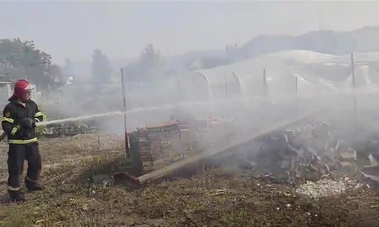 Стевен е под контрола пожарот што им се закануваше на струмичките села Водоча и Баница