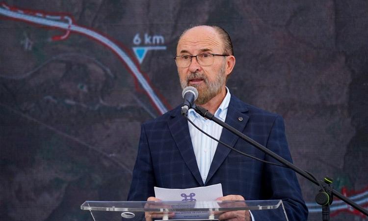 Трајановски: Денес поставуваме камен-темелник на најсложениот и најтешкиот автопат