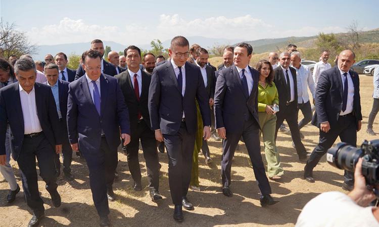 Мицкоски: По повеќе од 20 години, започна изградбата на автопатот Скопје - Блаце, историски момент за државата