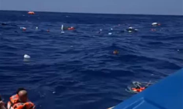 Расте бројот на жртви во превртениот ферибот близина на Кипар- најмалку 20 патници се исчезнати (ВИДЕО)