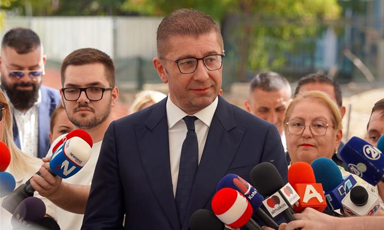Мицкоски за критиките на опозицијата за јавниот долг: СДСМ покажа непознавање за економијата, освен арамилук друго не им е во политичката матрица