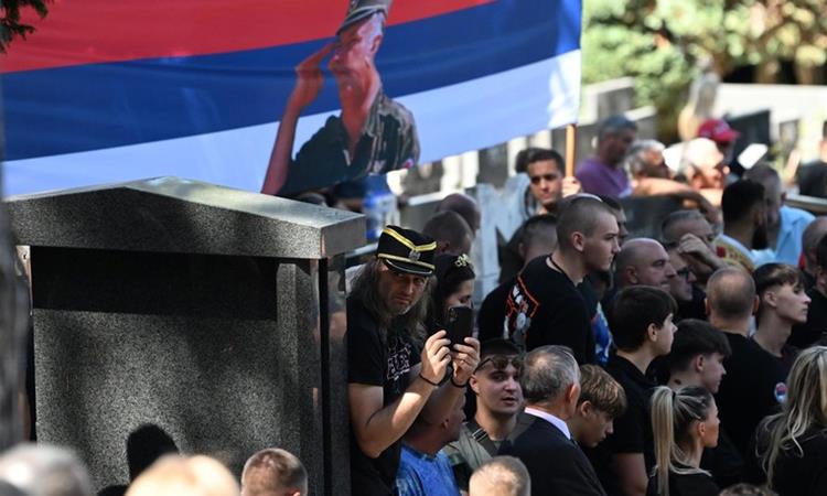 БиХ го повлекува персоналот од амбасадата во Србија: Односите ги сведуваме на минимум 