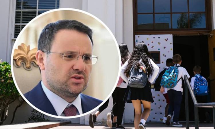 Турција го зголеми надзорот во училиштата, откако ученик уби десет луѓе 