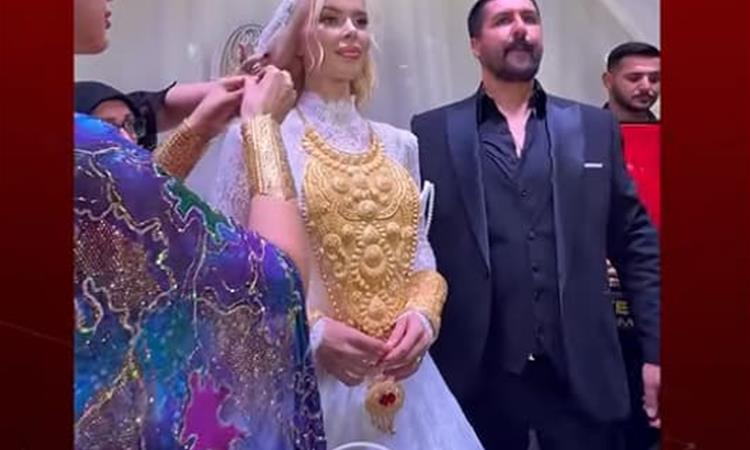 Невеста добила килограми чисто злато на свадбата- сега полицијата ја уапси и ѝ го одзеде накитот (ВИДЕО)