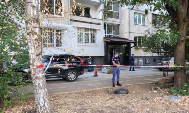 Ужас во Софија: Татко си го избодел шестгодишниот син, бабата затекнала хорор